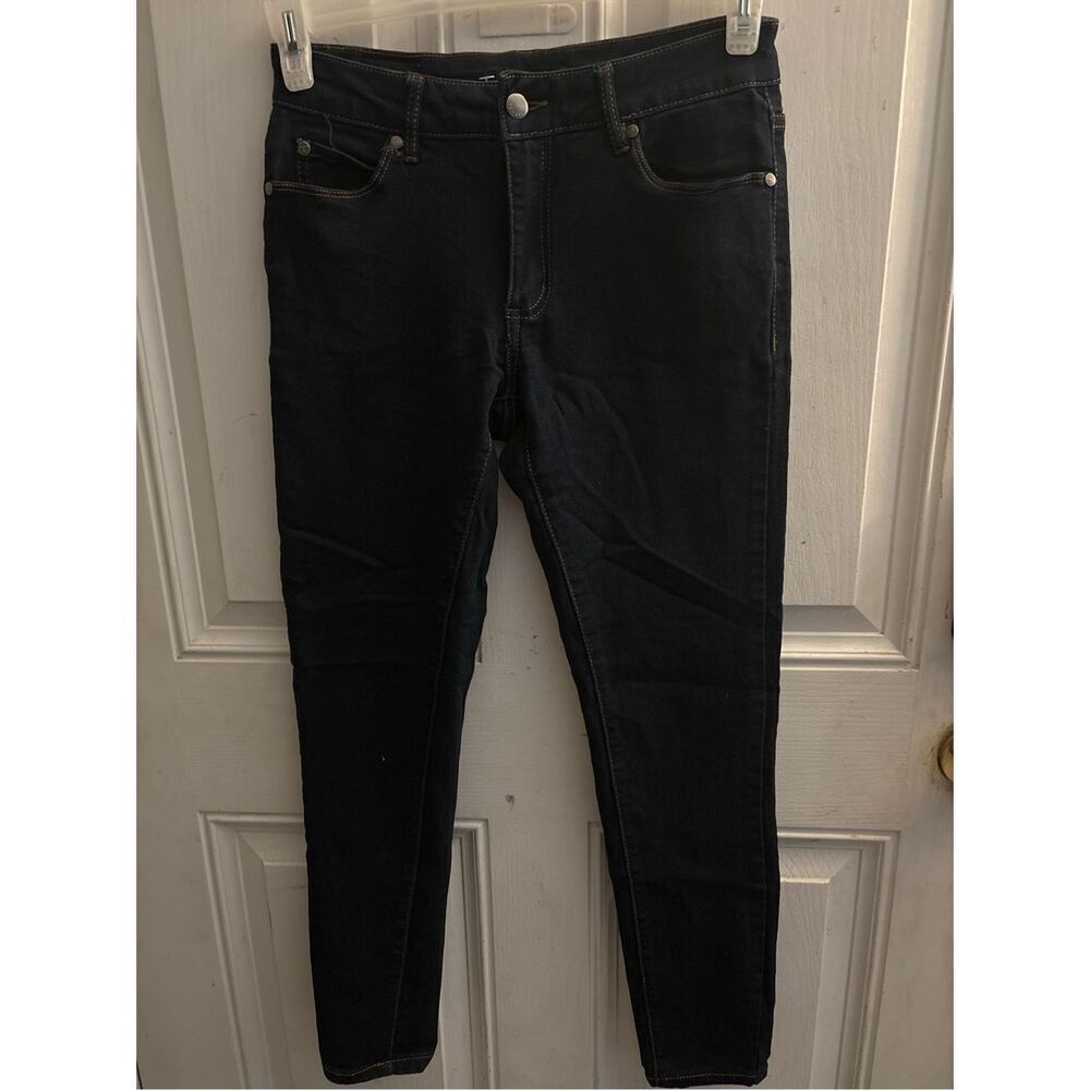 Tahari Dark Wash Denim blue jeans Size 6/28